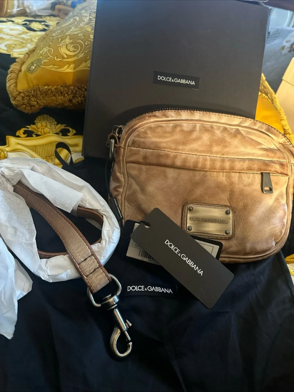 Dolce & Gabbana Unisex Cognac Stressed Sheep Leather Bag NWT and COA card